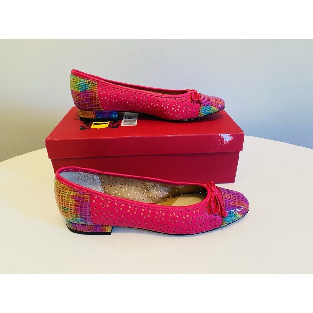 New Vaneli Farro Fuchsia Women’s Size 7 1/2 N Slip On Flats Colorful Shoe